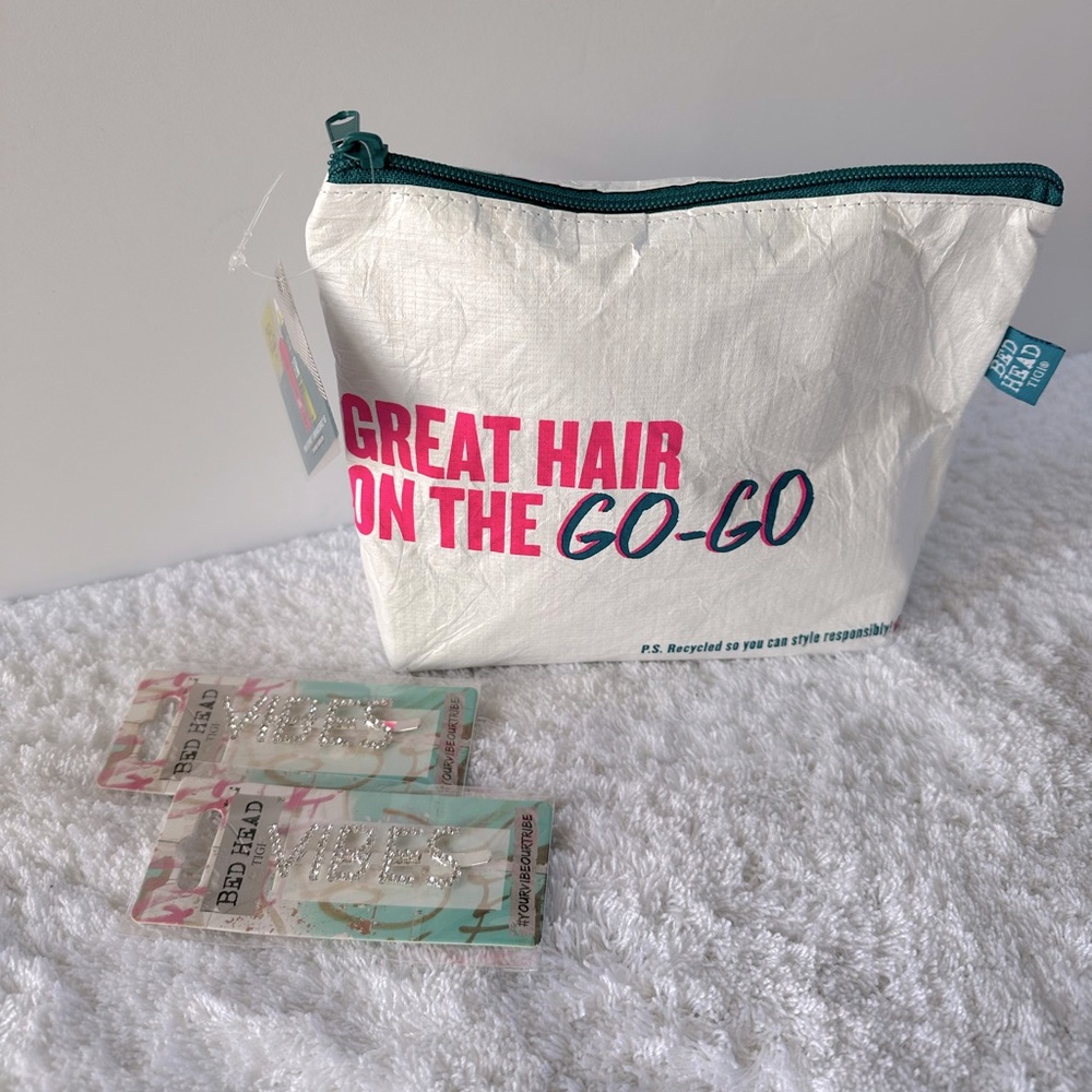 TIGI Bed Head Travel Masterpiece & After Party (2 Mini Items) w/bag & barrettes